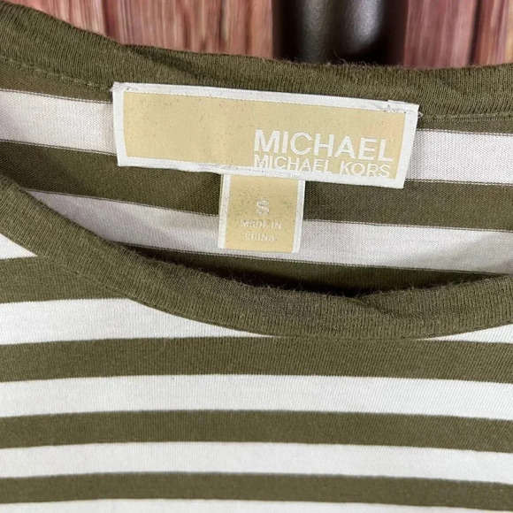 Michael Kors Olive Green short sleeve t-shirt in Ladies size S - Picture 2 of 4